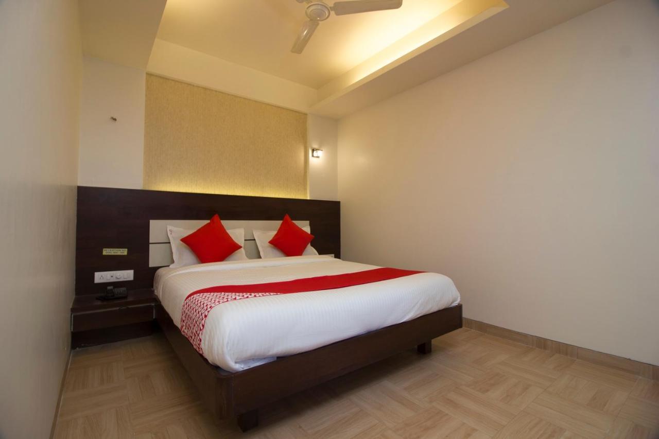 Hotel Oyo 37193 Vijay Sagar Deluxe Mumbai